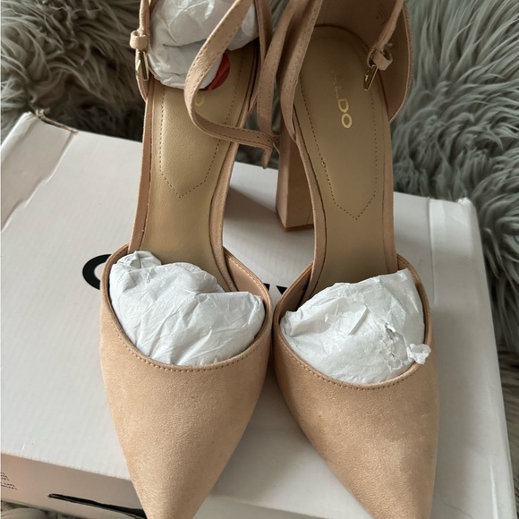 Chunky Aldo Suede Close Toe Heels Size US 9 - Picture 5 of 5